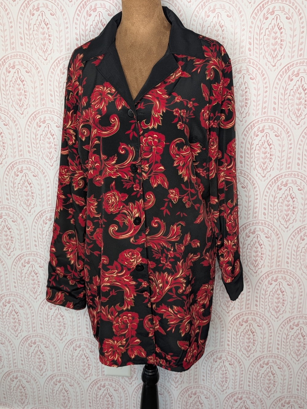 Women's Black & Red Reversible Button-Up Tunic Blouse
